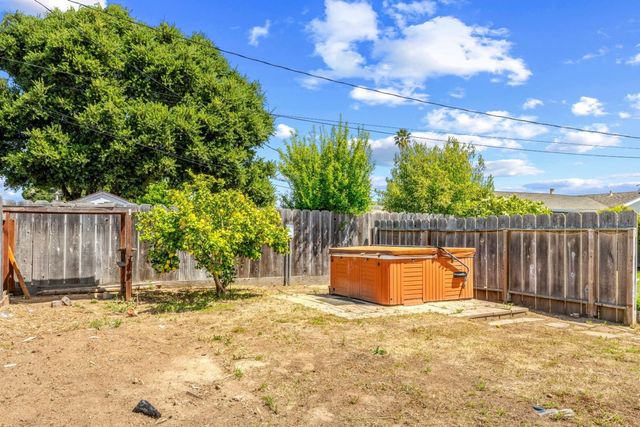 285 Kelton Drive, Salinas, CA 93906
