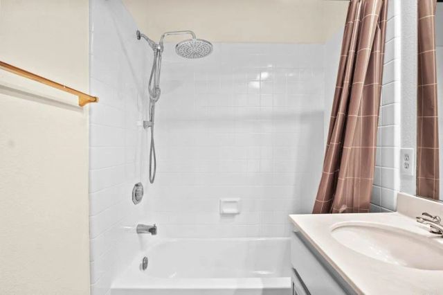 11216 Caminito Aclara, San Diego, CA 92126