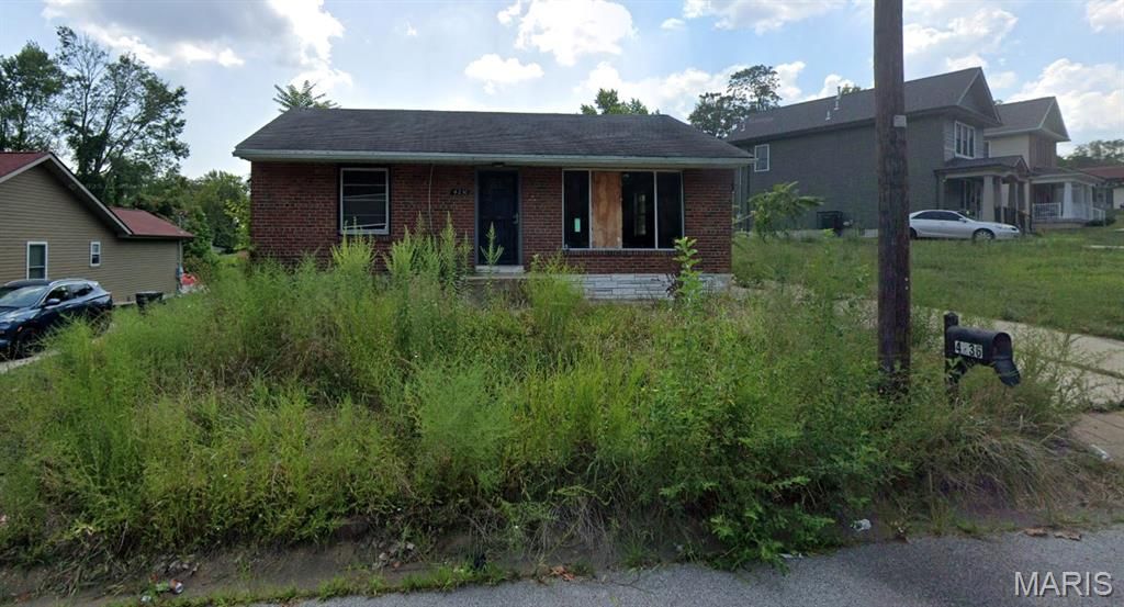 4236 Oakwood Avenue, St Louis, MO 63121