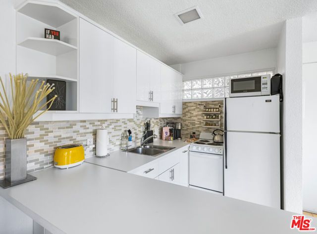 1111 E Palm Canyon Drive 107, Palm Springs, CA 92264