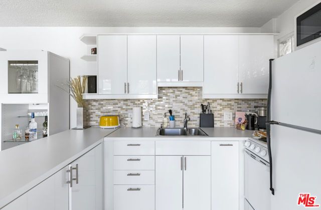 1111 E Palm Canyon Drive 107, Palm Springs, CA 92264