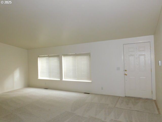 145 River Rd, Junction City, OR 97448