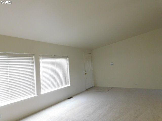 145 River Rd, Junction City, OR 97448