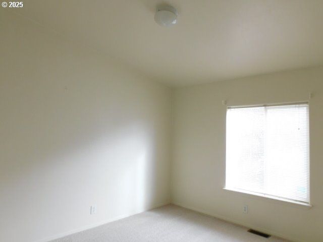 145 River Rd, Junction City, OR 97448