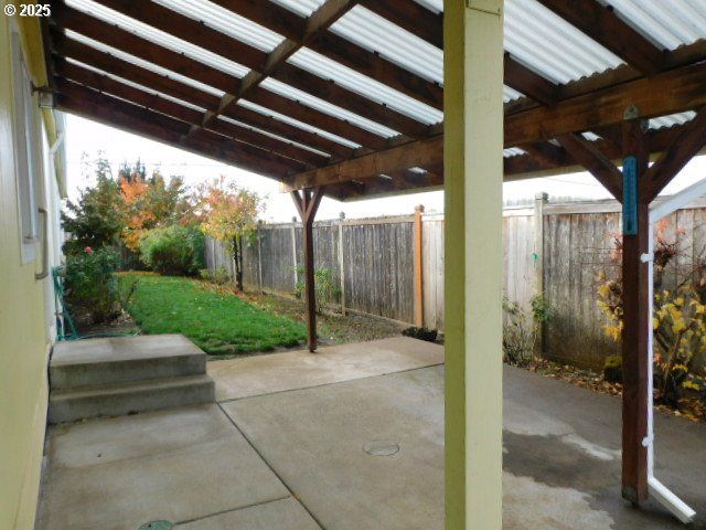 145 River Rd, Junction City, OR 97448