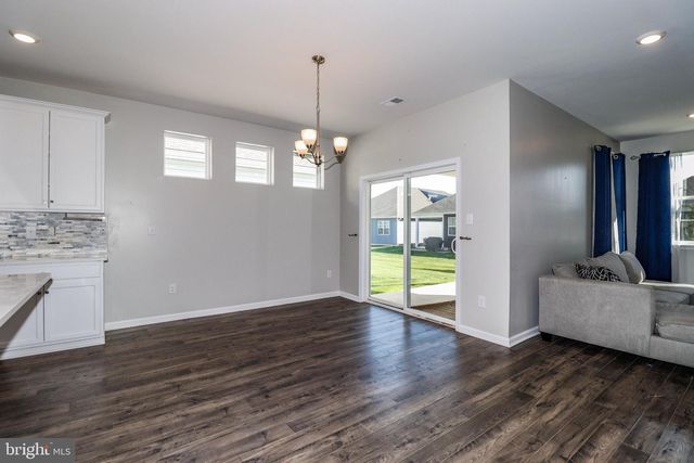 5 PRESTON LN, Delanco, NJ 08075