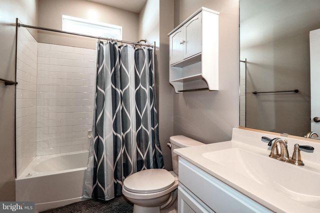 5 PRESTON LN, Delanco, NJ 08075