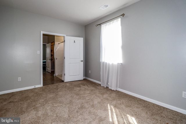 5 PRESTON LN, Delanco, NJ 08075