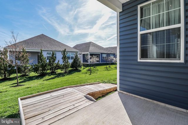 5 PRESTON LN, Delanco, NJ 08075
