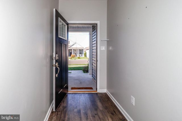5 PRESTON LN, Delanco, NJ 08075