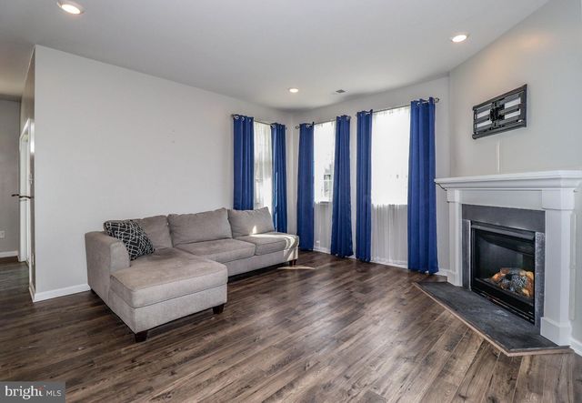 5 PRESTON LN, Delanco, NJ 08075