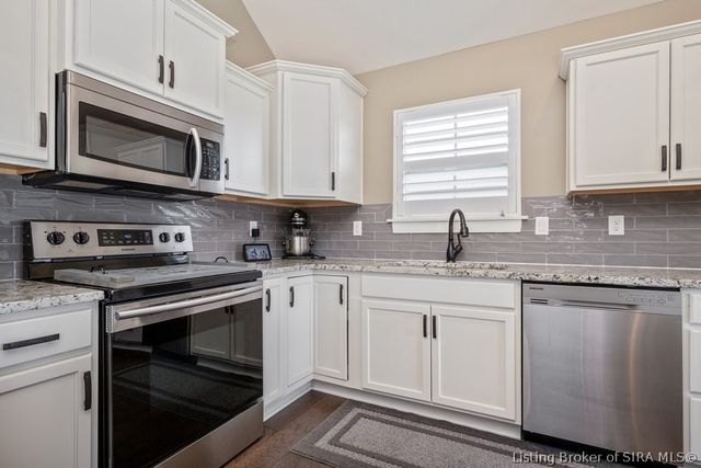 6205 Kamer Court, Charlestown, IN 47111