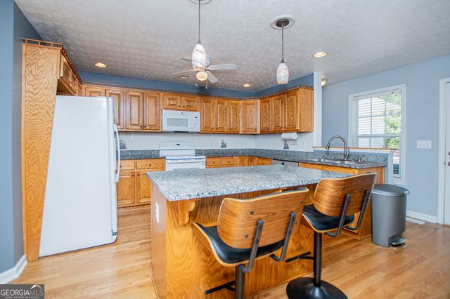 1475 N Flat Rock Road, Douglasville, GA 30134