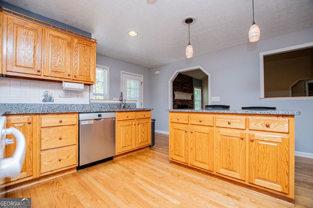 1475 N Flat Rock Road, Douglasville, GA 30134