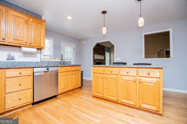 1475 N Flat Rock Road, Douglasville, GA 30134