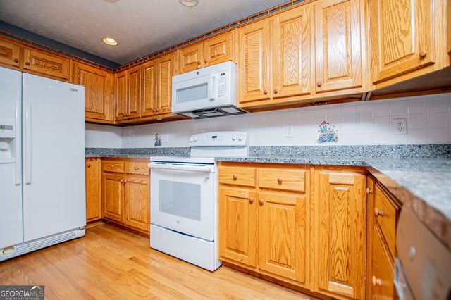 1475 N Flat Rock Road, Douglasville, GA 30134