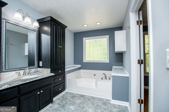 1475 N Flat Rock Road, Douglasville, GA 30134