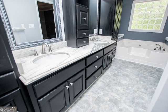 1475 N Flat Rock Road, Douglasville, GA 30134