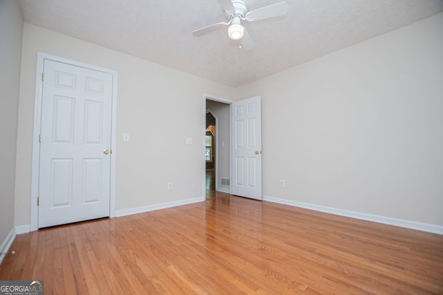 1475 N Flat Rock Road, Douglasville, GA 30134