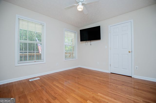 1475 N Flat Rock Road, Douglasville, GA 30134
