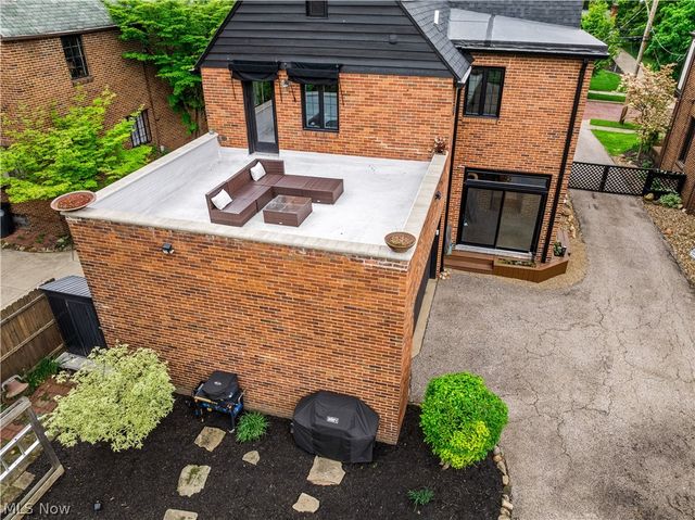 710 Mentor Road, Akron, OH 44303