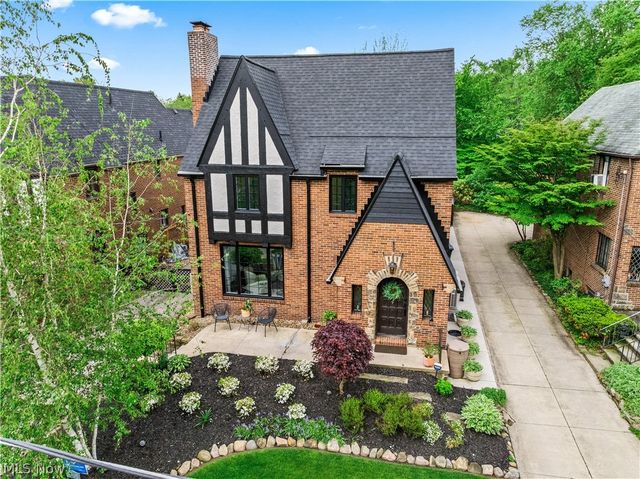 710 Mentor Road, Akron, OH 44303
