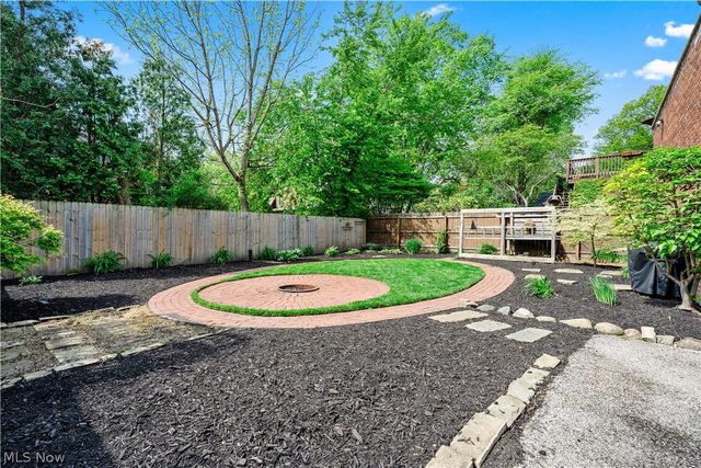 710 Mentor Road, Akron, OH 44303