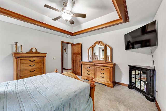 3235 HICKORY RIDGE LANE, Green Bay, WI 54311