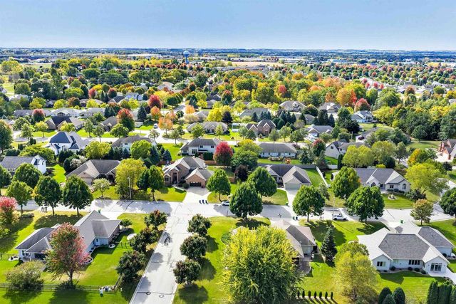 3235 HICKORY RIDGE LANE, Green Bay, WI 54311