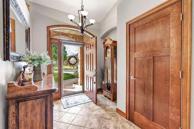 3235 HICKORY RIDGE LANE, Green Bay, WI 54311