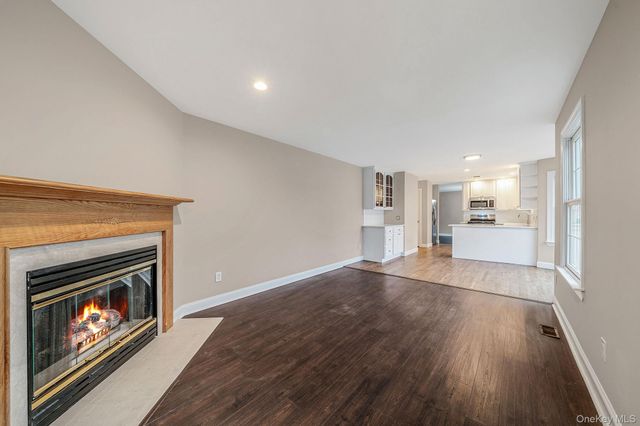 30 Lakeview Drive, Mastic Beach, NY 11951