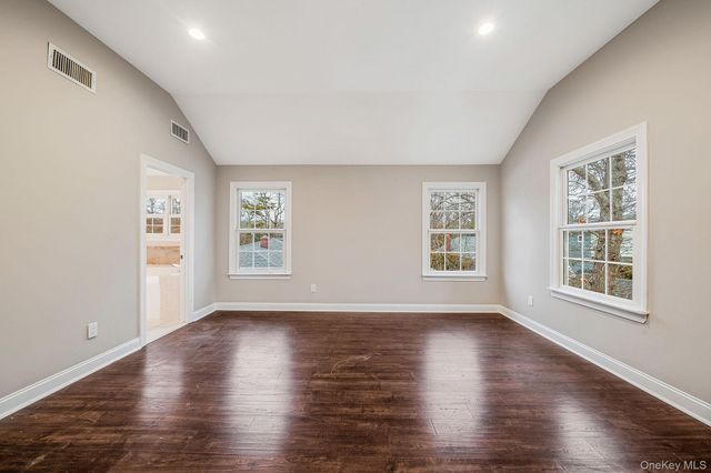 30 Lakeview Drive, Mastic Beach, NY 11951