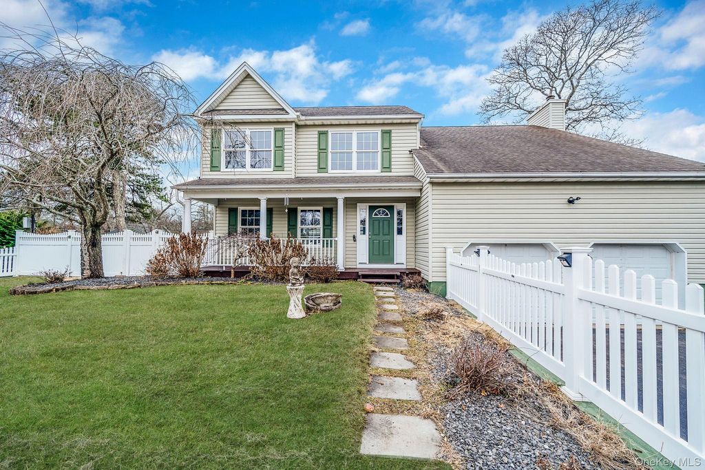 30 Lakeview Drive, Mastic Beach, NY 11951