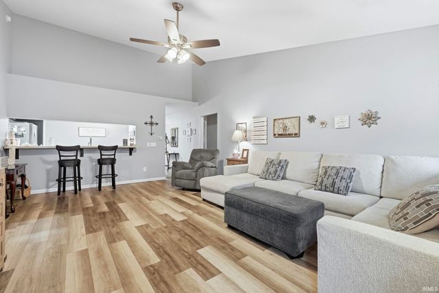 2010 Greyson Drive, Auburn, IN 46706