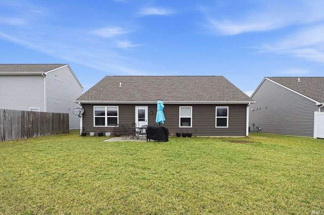 2010 Greyson Drive, Auburn, IN 46706