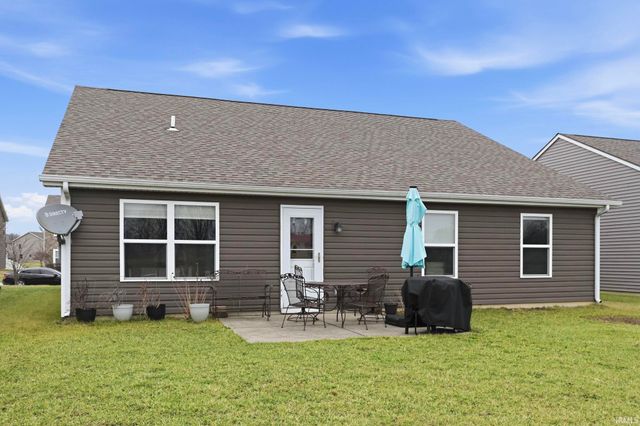 2010 Greyson Drive, Auburn, IN 46706