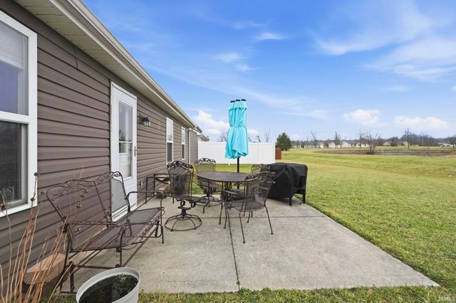 2010 Greyson Drive, Auburn, IN 46706