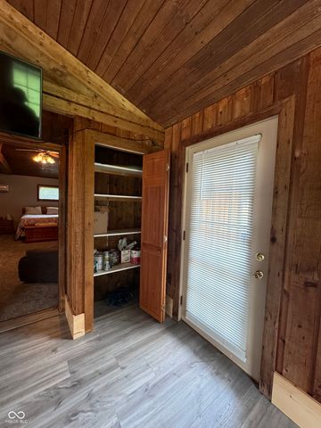 10296 N State Road 13, Elwood, IN 46036