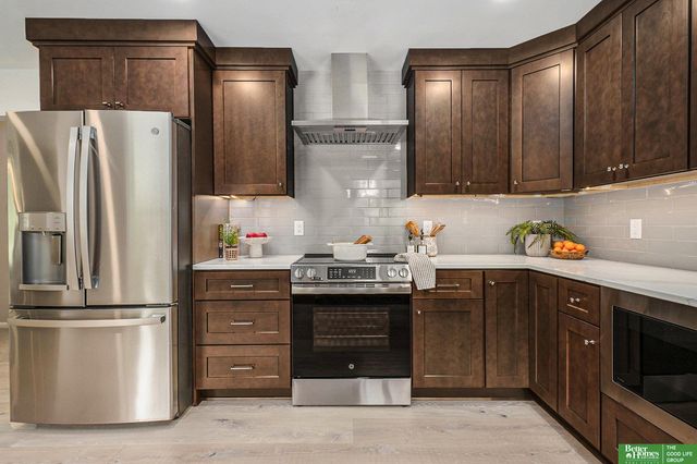 1216 S 108th Street, Omaha, NE 68144