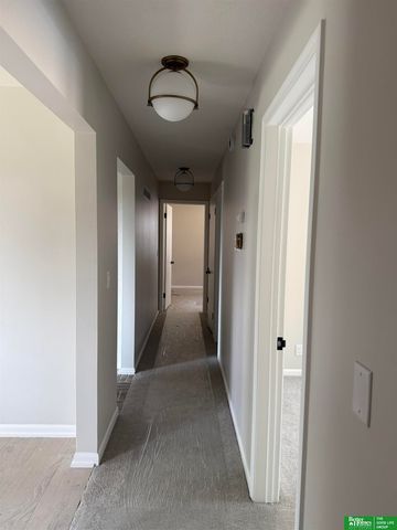 1216 S 108th Street, Omaha, NE 68144