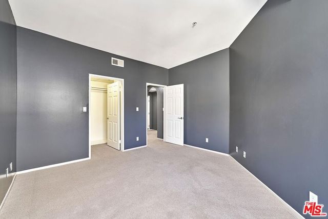 620 S Gramercy Place 432, Los Angeles, CA 90005