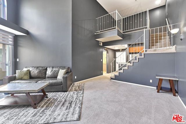 620 S Gramercy Place 432, Los Angeles, CA 90005
