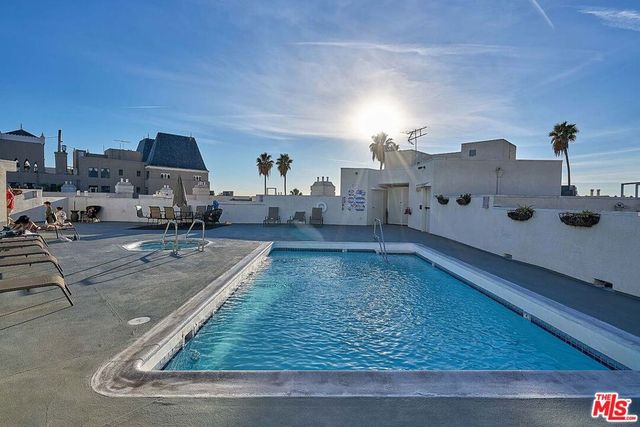 620 S Gramercy Place 432, Los Angeles, CA 90005