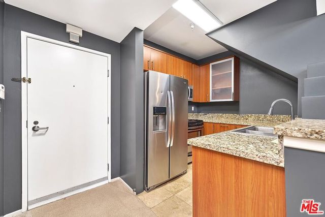 620 S Gramercy Place 432, Los Angeles, CA 90005
