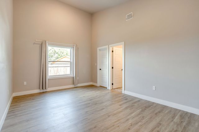 540 Burton Hill Drive, Weatherford, TX 76087