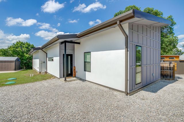 540 Burton Hill Drive, Weatherford, TX 76087