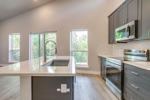540 Burton Hill Drive, Weatherford, TX 76087