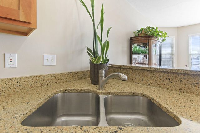 2610 GABRIANNA CT, Columbia, MO 65203