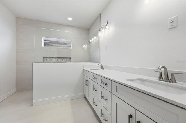 1064 SW 67TH WAY, Gainesville, FL 32607