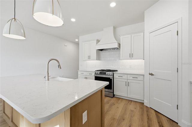 1064 SW 67TH WAY, Gainesville, FL 32607